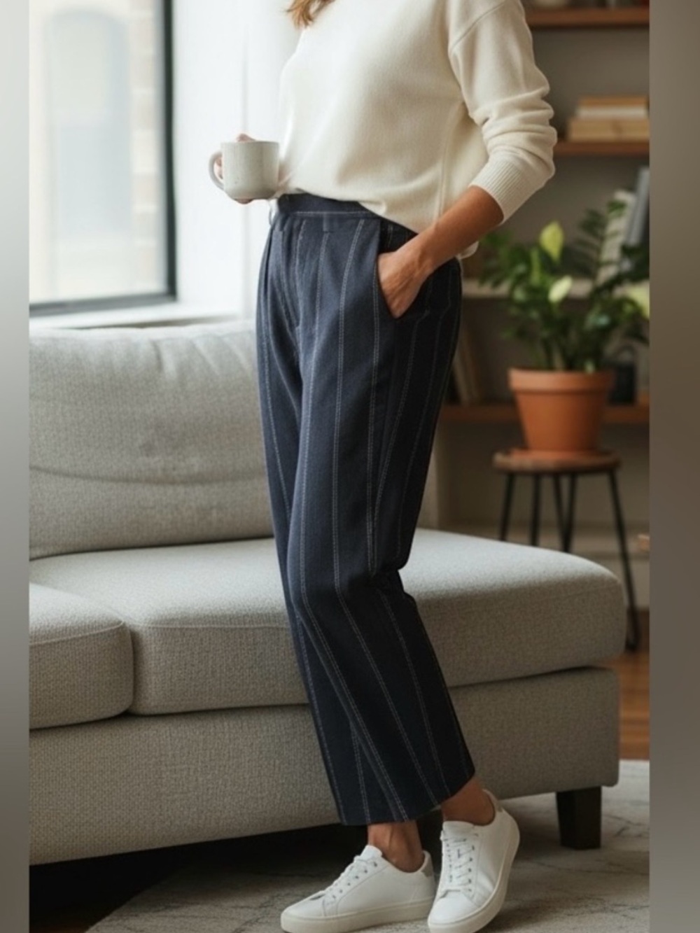Eileen Fisher Women’s Wool Tapered Ankle Pull On Black Pants Size Medium 90sBoho